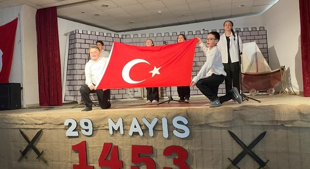 Alaçam’da İstanbul’un Fethi 572. Yılında Coşkulu Törenle Anıldı