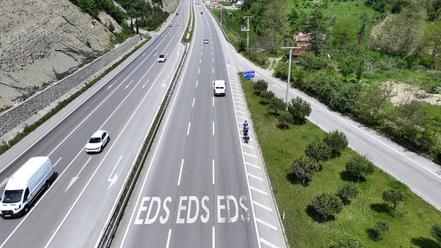 Almanya’dan Çin’e Pedal Çeviriyorlar: Samsun’dan Geçen İki Genç Kansere Karşı Umut Yolculuğunda