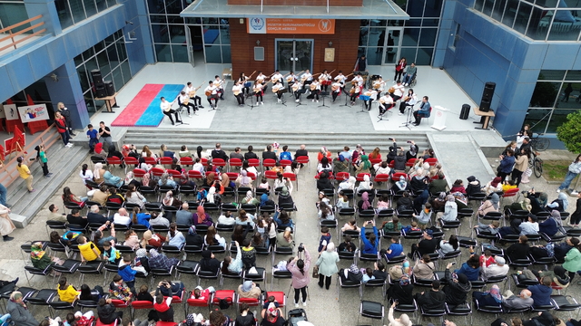 Bafra’da Gençlik ve Spor Festivali Coşkusu Başladı: Sanat ve Spor Bir Arada