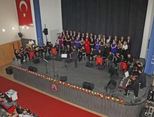 Bafra’da Türk Sanat Müziği Konserine Büyük İlgi