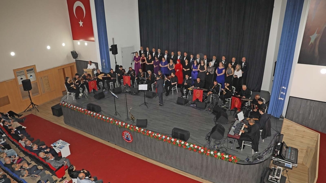 Bafra’da Türk Sanat Müziği Konserine Büyük İlgi