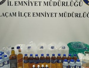 Samsun Alaçam’da Sahte İçki Operasyonu: Etil Alkol ve Üretim Malzemeleri Ele Geçirildi