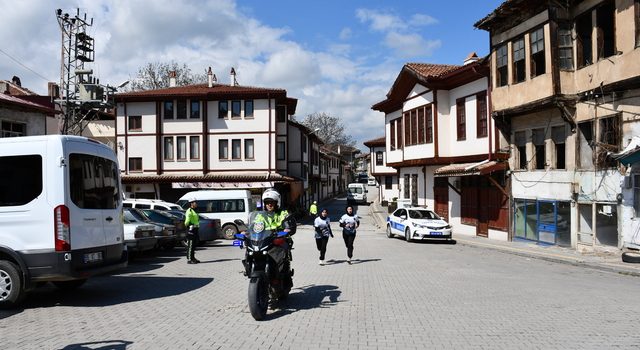 Vezirköprü’de 19 Mayıs Kutlamaları Kros Yarışlarıyla Başladı